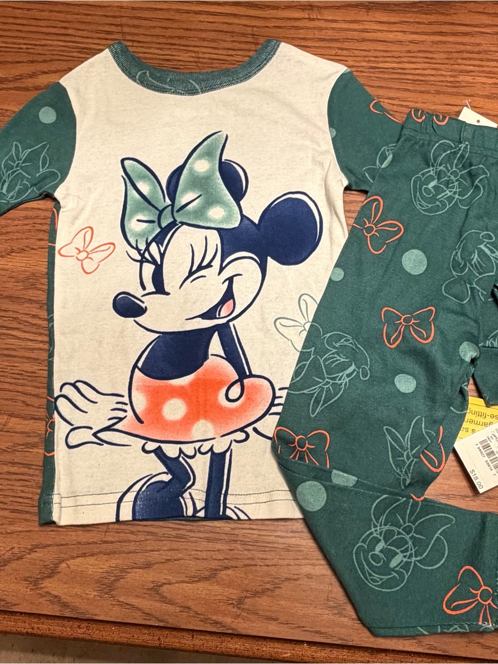 NWT Disney Junior Minnie Mouse 2-Piece Pajama Set Girls 3T Green